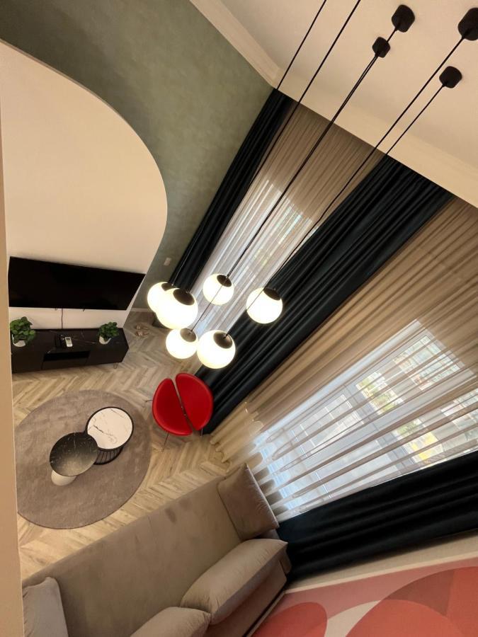 Central Gallery Apartment Debrecen Esterno foto
