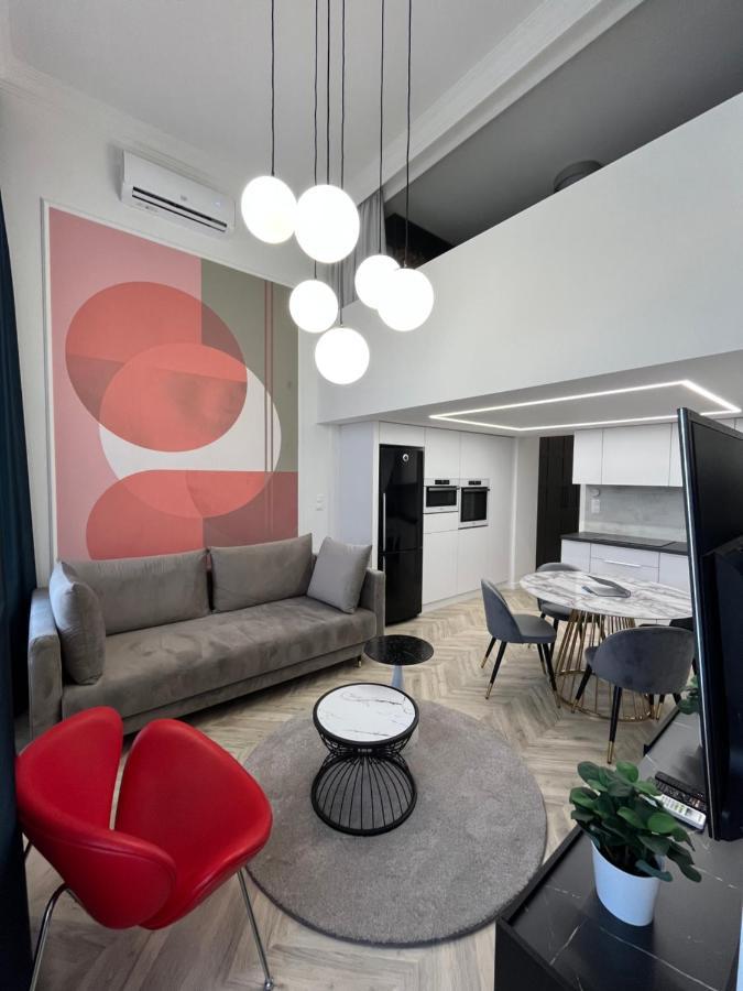 Central Gallery Apartment Debrecen Esterno foto