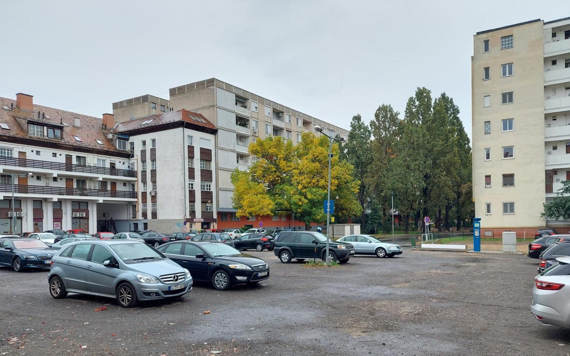 Central Gallery Apartment Debrecen Esterno foto